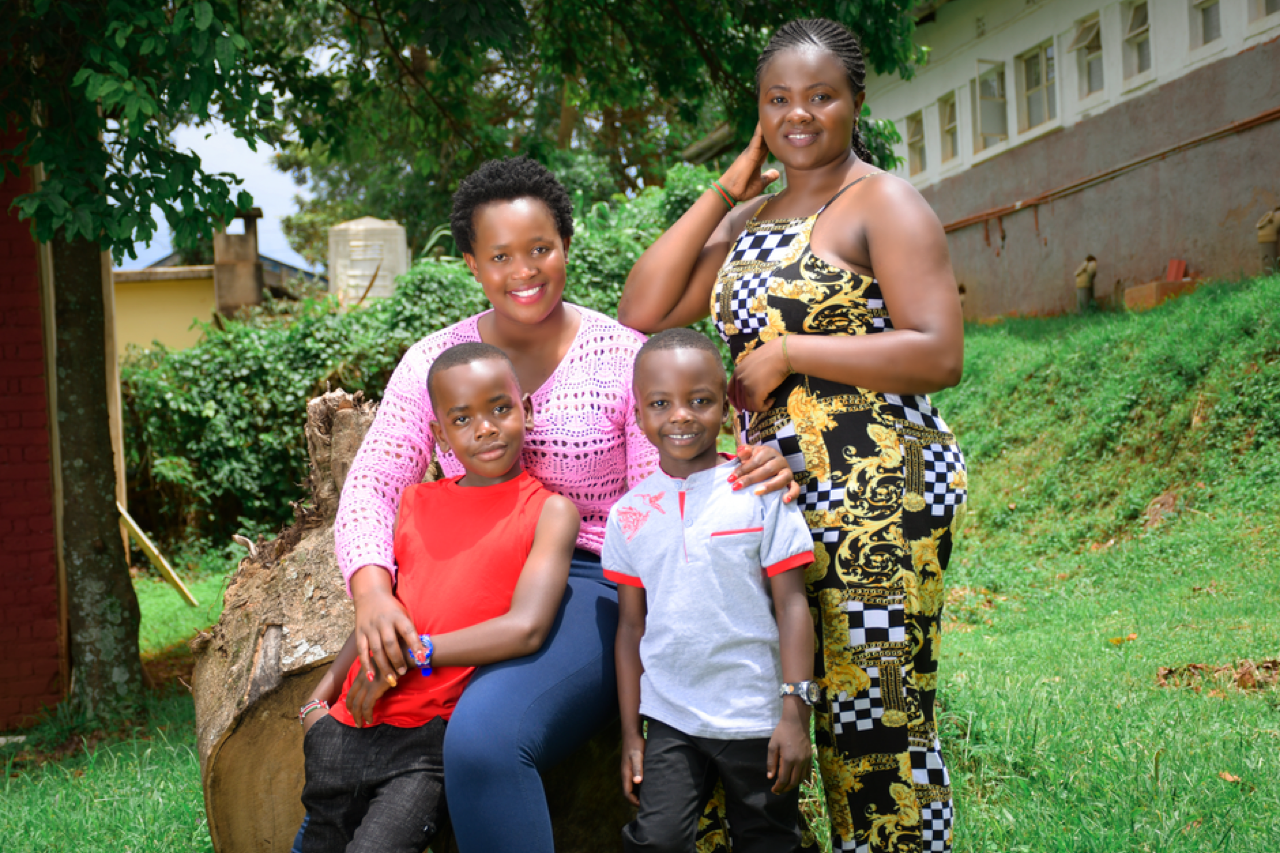 Medical aid for students Family with children smiling