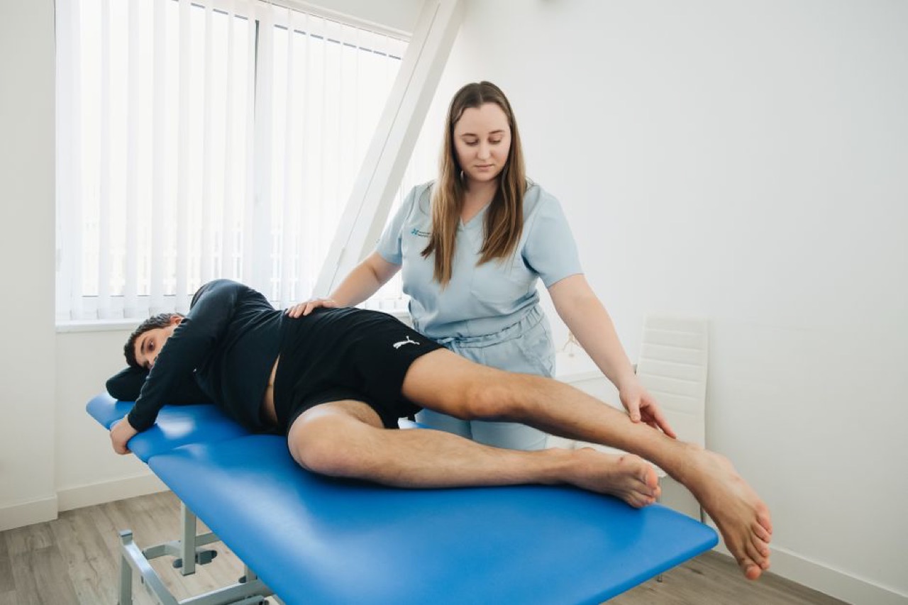 Switching schemes without a coverage gap Physiotherapy session